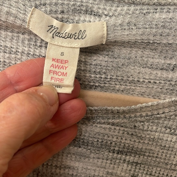 MADEWELL Thermal/ Over sized Waffle Top/Knit/Long Sleeve/pocket/wide sleeve - Picture 2 of 8